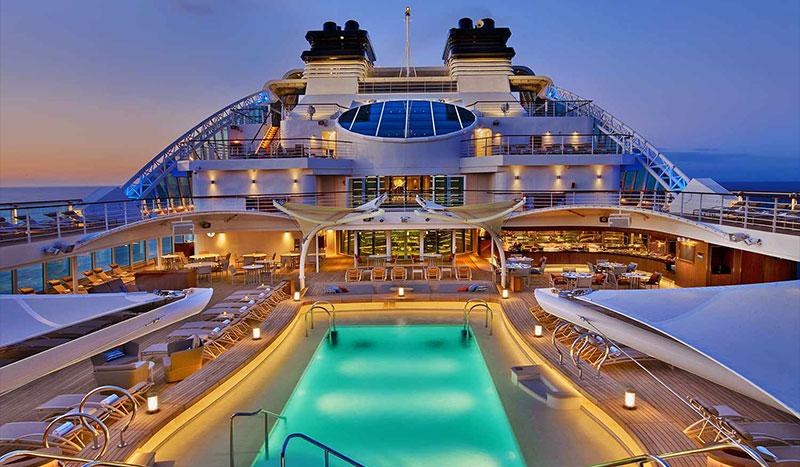 cruise-ship-deck
